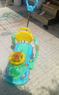 ماشین چهار چرخ سالم ۲۱۰۰