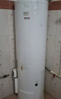 آبگرمکن ایستاده