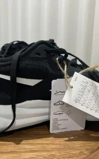 کتونی اورجینال ریباک مدل فلای