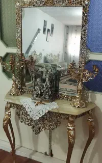 آیینه و شمعدان