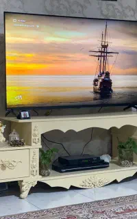 میز نلویزیون در حد نو