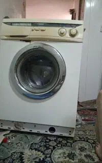 ماشین لباسشوی زرووات اصل ایتالیا