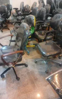 صندلی اداری چرخدار ۲۵ عدد