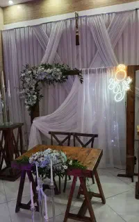 گل و بادکنک آرایی