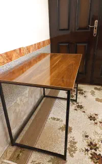میز مطالعه، تحریر و لپ تاپ