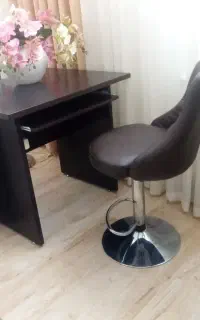 میز کامپیوتر و صندلی