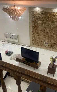 خانم برای نظافت ویلا
