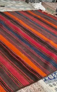 گلیم دست بافت قدیمی