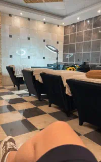 ناخن کار و مژه کار به صورت اجاره