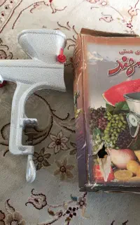 آبمیوه گیری دستی