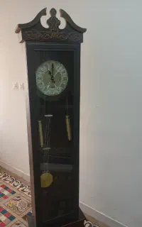 ساعت ایستاده  تمیز