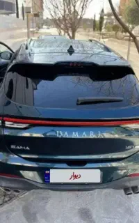 راننده با خودرو لاماری