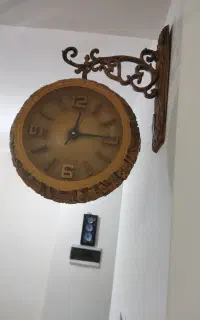 ساعت دو طرفه