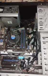 کیس گیمینگ i5 با رم ۱۶ همراه RX 580 زیر قیمت بازار