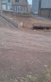 بالای‌خیا‌بان‌۳۰‌متری‌زمین‌دونبش‌‌بسیجیان‌دره‌گرم