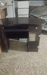 میز کامپیوتر و تحریر