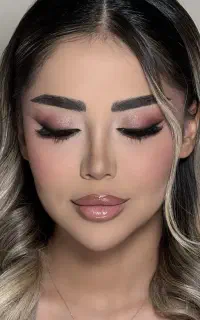 خدمات فوق تخصصی میکاپ و گریم عروس