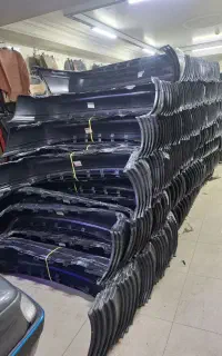 سپر عقب و‌ جلو و چراغ خطر عقب. پراید