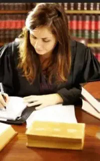 وکیل پایه یک دادگستری