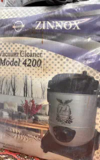 جاروبرقی سطلی زینوکس 4200