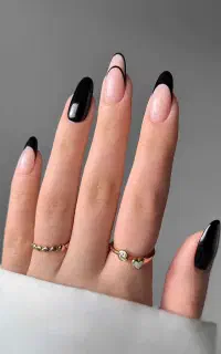 کاشت ناخن و آموزش تخصصی با تخفیف سه روز