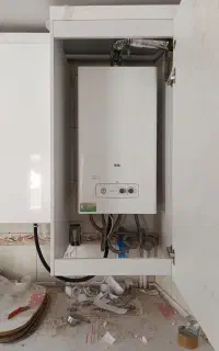 تعمیرات وسرویس فوری پکیج و آبگرمکن در منزل وکارگاه