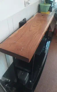 زیر گلدانی با چوب توت