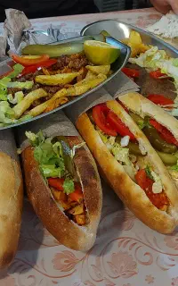 تهیه وآماده سازی ساندویچ عید غدیر تا محرم