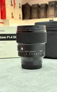 لنز زیگما مدل ۸۵ فیکس f1.4