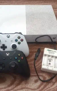 xbox one s یک ترابایت دو دسته