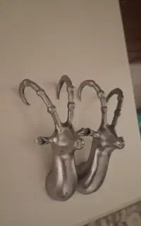 کله گوزن و غزال سایز۱ علم وعلامت