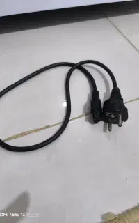 کابل برق لپتاب