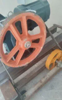 نیرو کمکی آسانسور