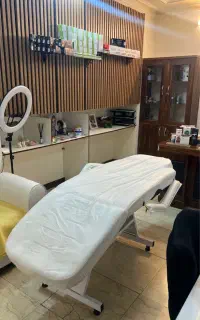 پیرسینگ میکرودرمال کاشت نگین بدن و صورت