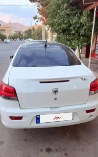 اتومبیل رانا پلاس کارمندی شش دنده