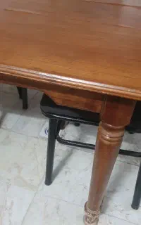 میز و صندلی