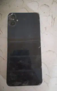 دو عدد گوشی نیازمند تعمیر