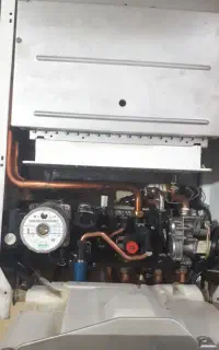 نصاب،سرویس‌کار و تعمیرکار انواع کولر گازی و پکیج