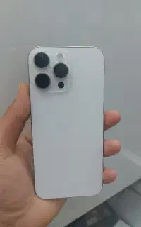 گوشی ۱۶ پرومکس ۵۱۲گیگ