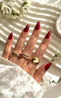 انگشتر ساده و نگینی