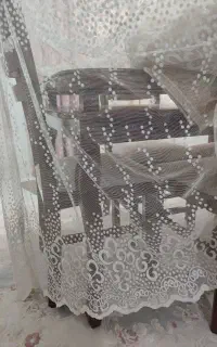 پرده طرح دار سفید مناسب پذیرایی