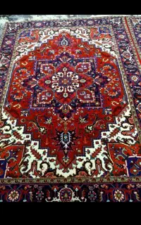 یک‌عددفرش‌‌دستبافت‌‌9متری‌پرداخت‌شده‌در‌تبریز