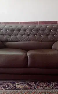 مبل چرمی وچوبی