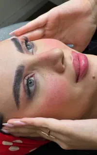 میکروبلیدینگ ابرو