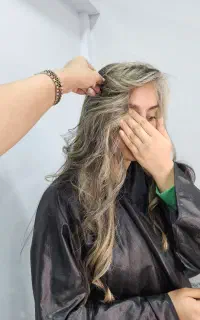 آموزش رنگ و کراتین