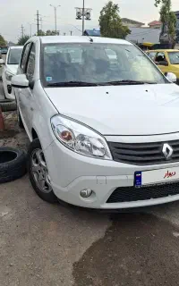 رنو ساندرو