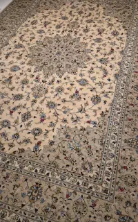 خریدار قالی دستباف ،، ما‌شینی خریدار فرش