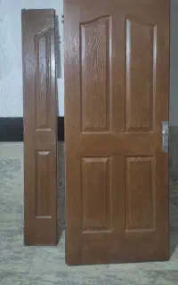 درب چوبی