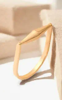 مقداری طلاگم شده