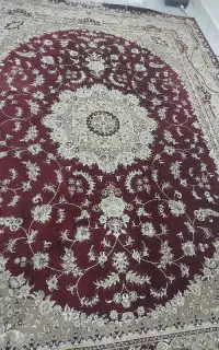 فرش۱۲متری ۱۲۰۰شانه کاملا سالم و نو )چندسال کارکرد